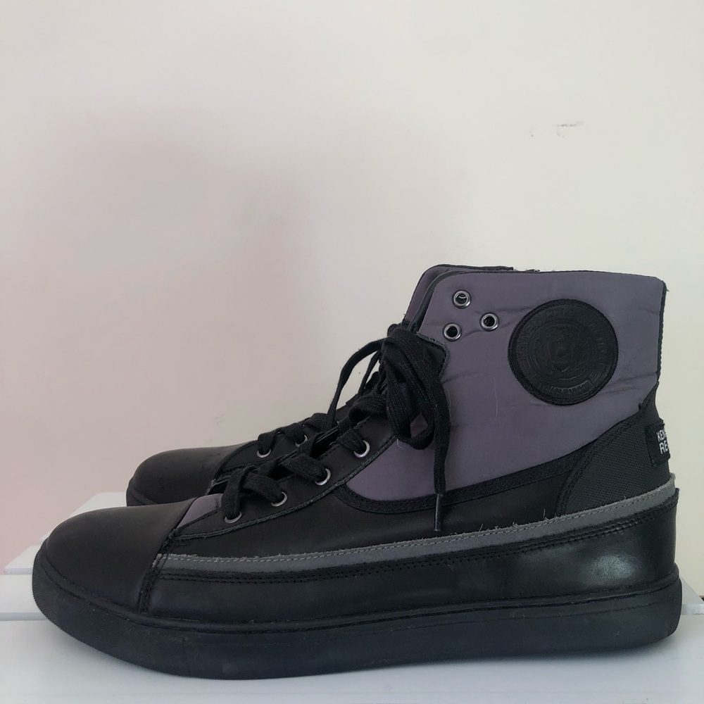 KENNETH COLE REACTION chucks boots shoes SZ 13 EUC